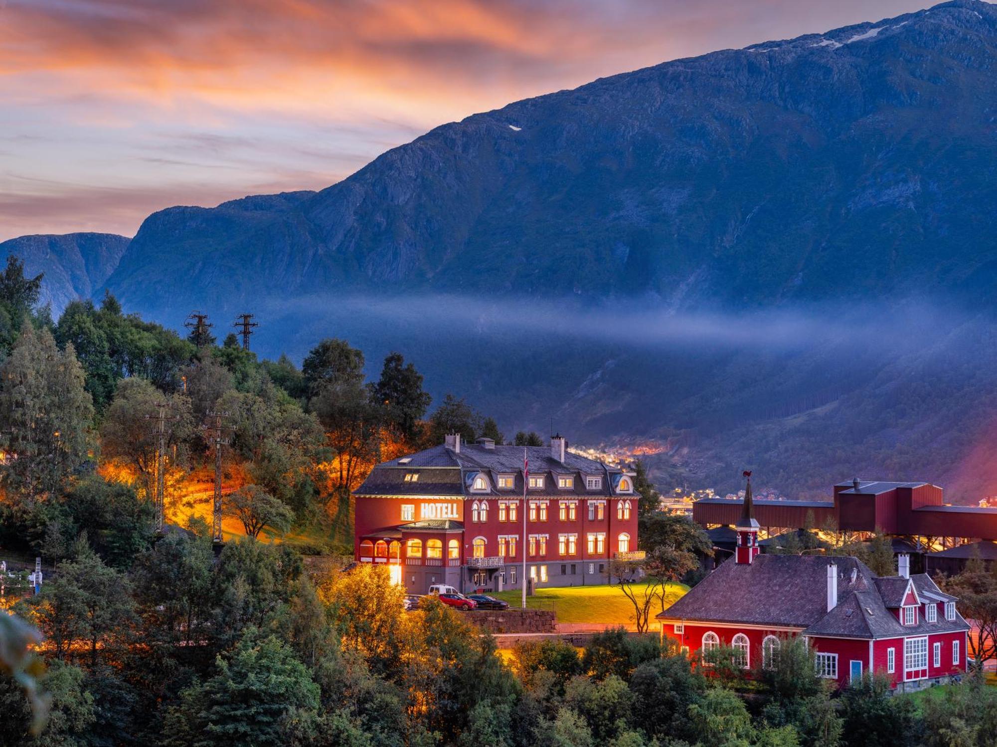 Tyssedal Hotel Exterior photo